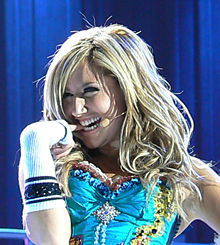 220px-Ashley_Tisdale_2007.jpg